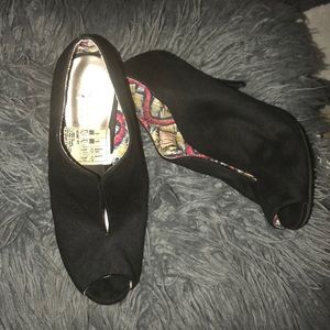 Heels, 3 1/4 inch heels !!